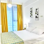 Apartment Golden Navodari